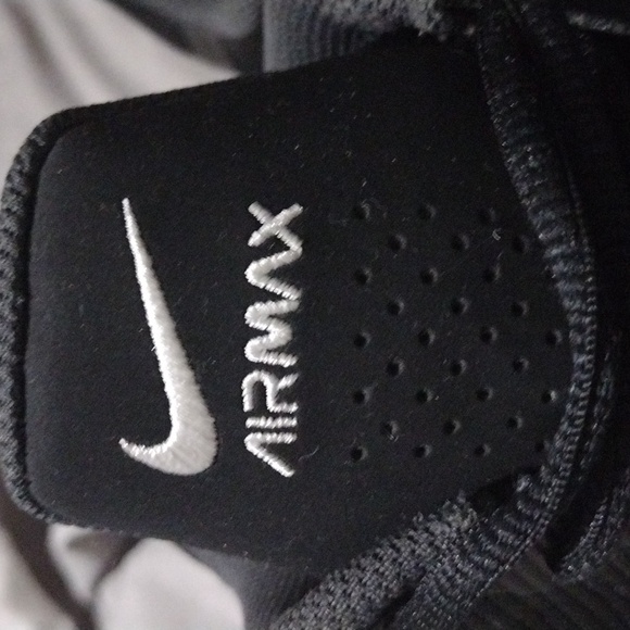 Nike Air Max Mens 10.5 Black/White - Picture 7 of 8